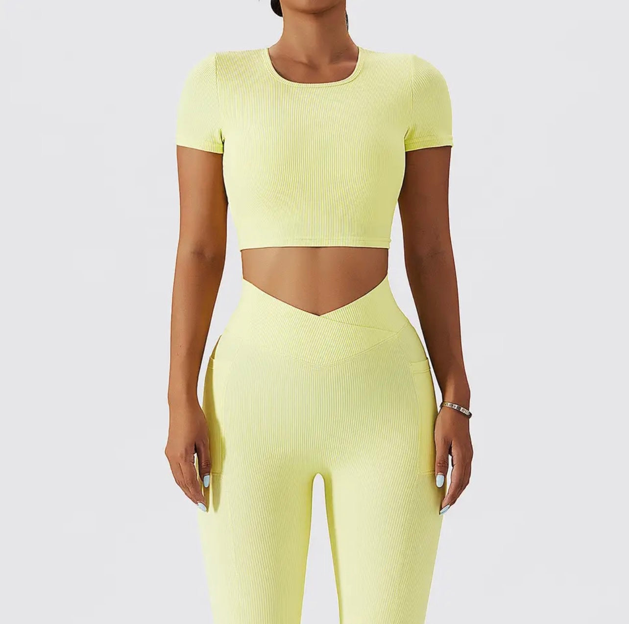 Ensemble Alya Manches Courtes - Jaune Pastel